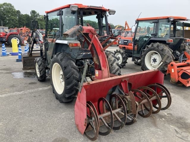 Tractor — Auction (lot 8451-1026)
