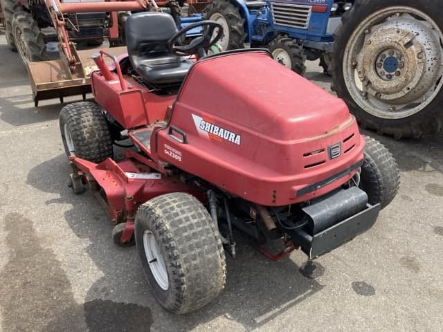 LAWN MOWER — Auction (lot 8451-1039)