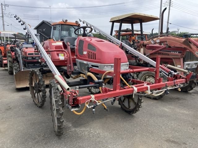 HIGH CLEARANCE BOOM SPRAYER — Auction (lot 8451-1042)