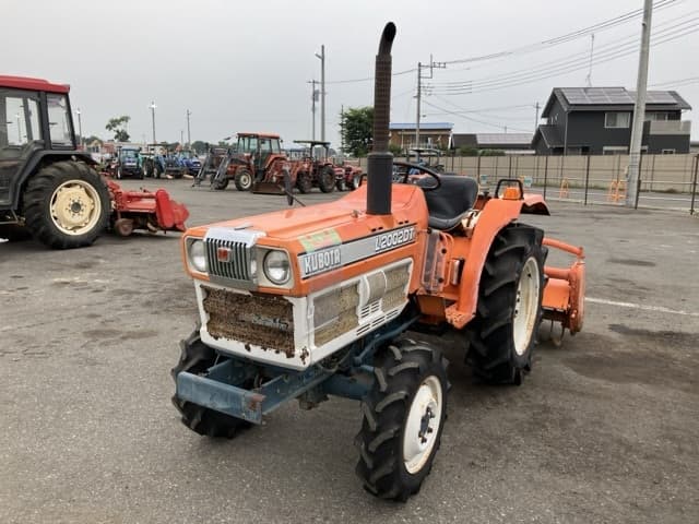 Tractor — Auction (lot 8451-1051)