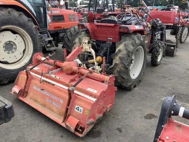 Tractor — Auction (lot 8451-1059)