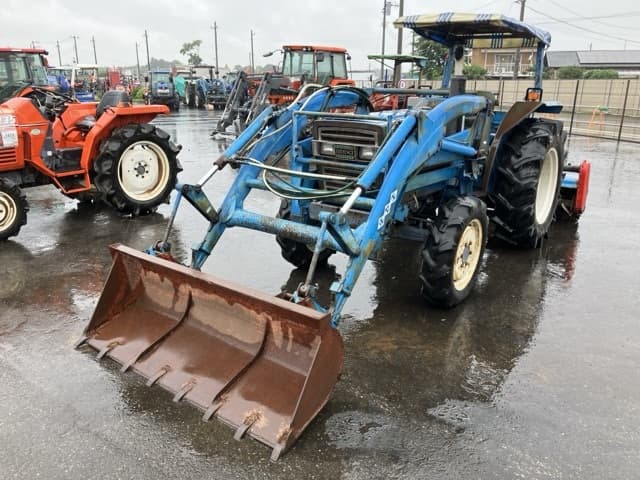 Tractor — Auction (lot 8451-1066)