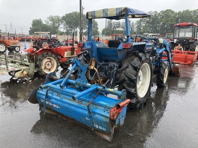 Tractor — Auction (lot 8451-1066)