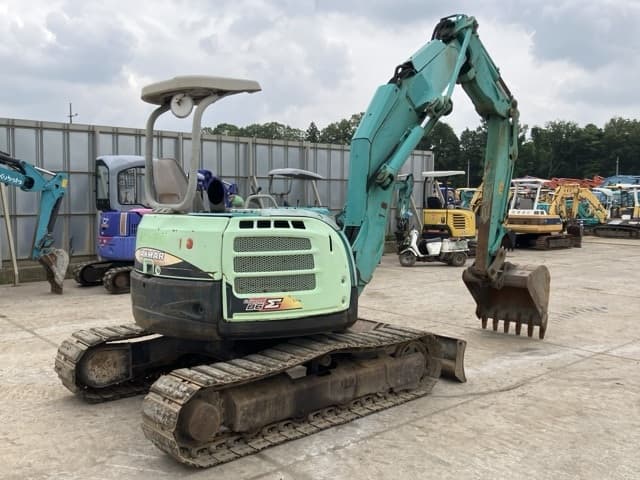 MINI EXCAVATOR — Auction (lot 8451-107)