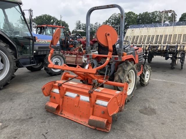 Tractor — Auction (lot 8451-1078)