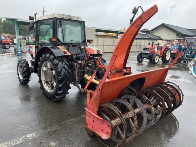 Tractor — Auction (lot 8451-1083)
