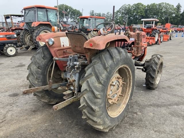 Tractor — Auction (lot 8451-1085)