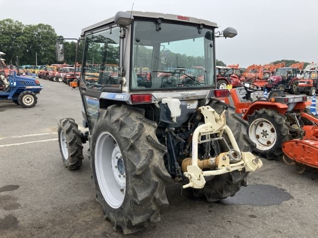 Tractor — Auction (lot 8451-1092)