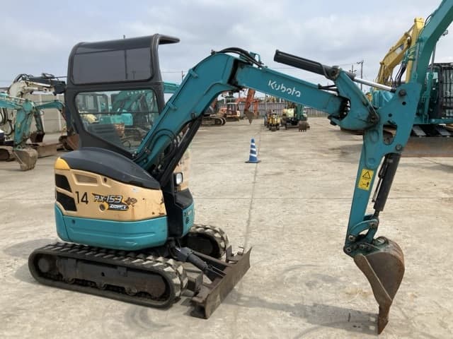 MINI EXCAVATOR — Auction (lot 8451-110)