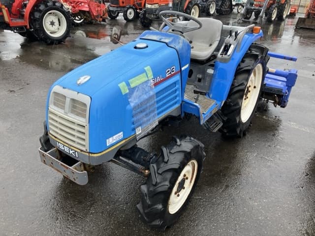Tractor — Auction (lot 8451-1102)