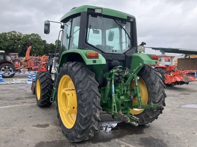 Tractor — Auction (lot 8451-1106)