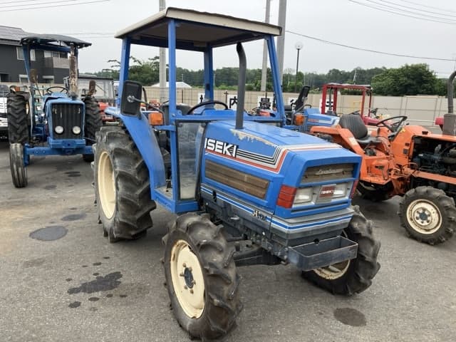 Tractor — Auction (lot 8451-1111)