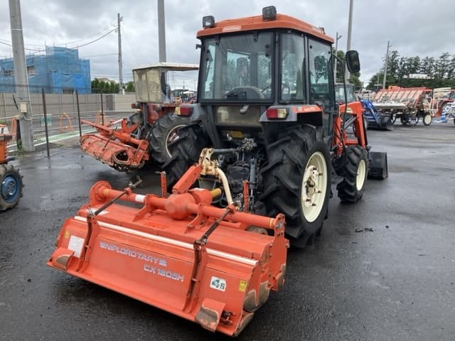 Tractor — Auction (lot 8451-1126)