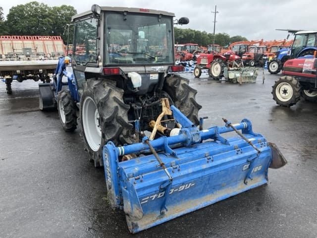 Tractor — Auction (lot 8451-1128)