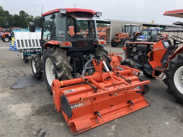 Tractor — Auction (lot 8451-1136)