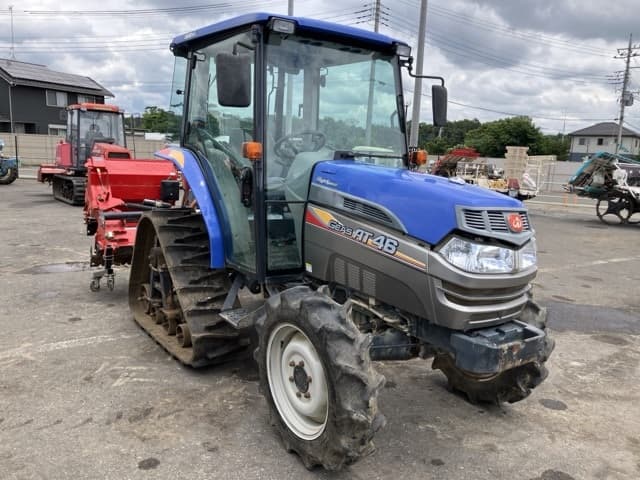 Tractor — Auction (lot 8451-1142)