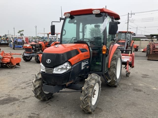 Tractor — Auction (lot 8451-1145)
