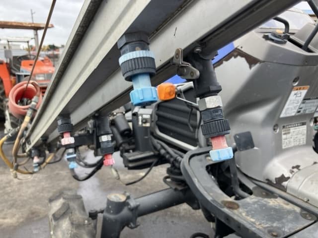 HIGH CLEARANCE BOOM SPRAYER — Auction (lot 8451-1146)