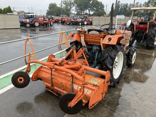 Tractor — Auction (lot 8451-1149)