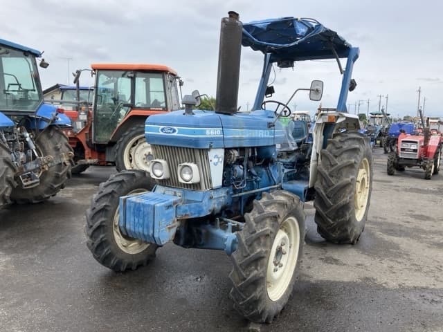 Tractor — Auction (lot 8451-1172)