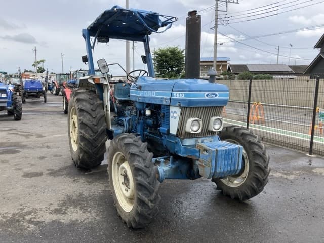Tractor — Auction (lot 8451-1172)