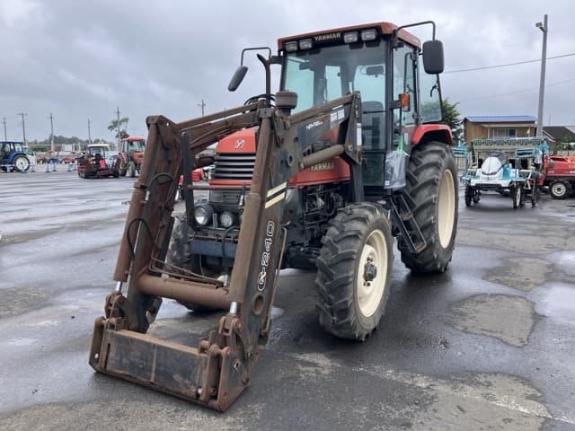 Tractor — Auction (lot 8451-1177)