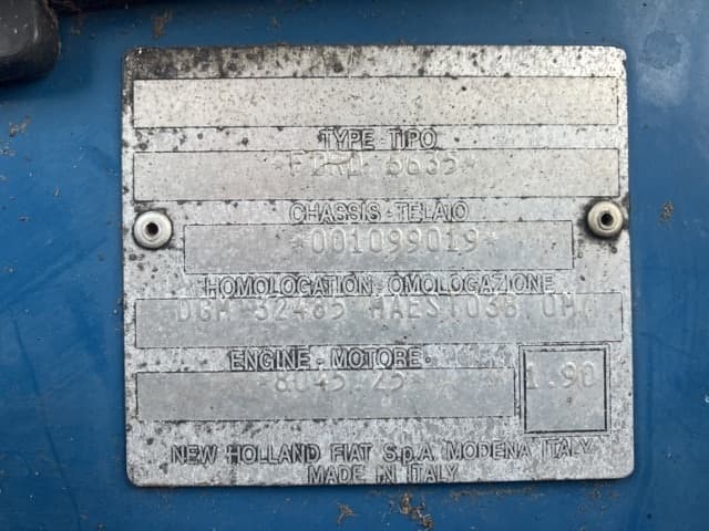 Tractor — Auction (lot 8451-11802)