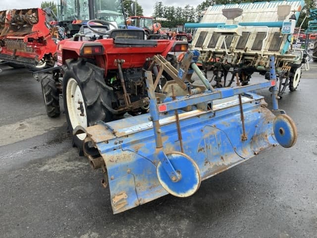 Tractor — Auction (lot 8451-1181)