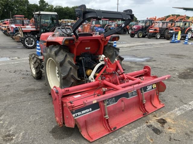 Tractor — Auction (lot 8451-1182)