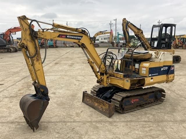 MINI EXCAVATOR — Auction (lot 8451-119)
