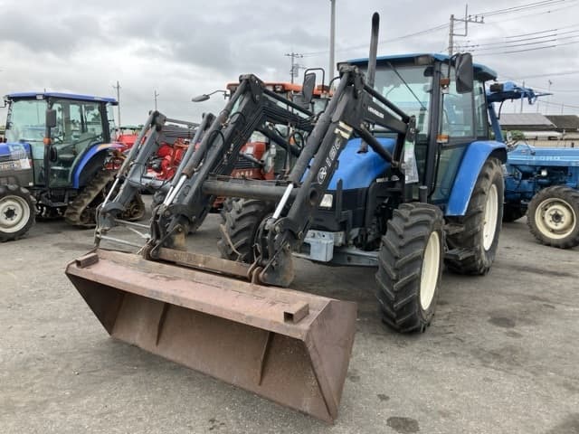 Tractor — Auction (lot 8451-1190)