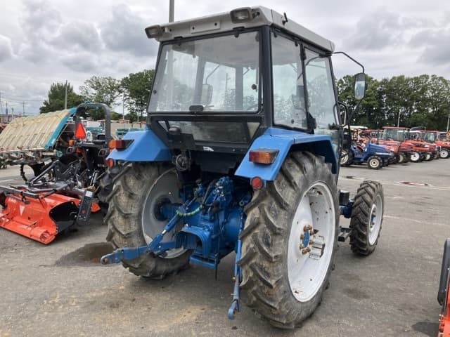 Tractor — Auction (lot 8451-1191)