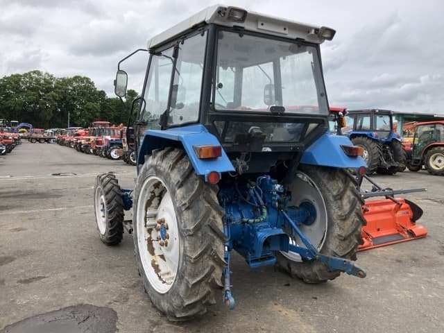 Tractor — Auction (lot 8451-1191)