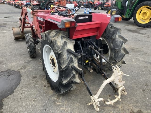 Tractor — Auction (lot 8451-1192)