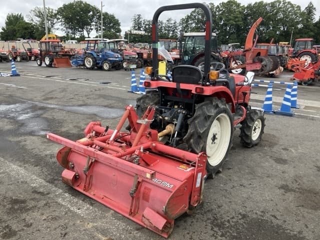 Tractor — Auction (lot 8451-1193)