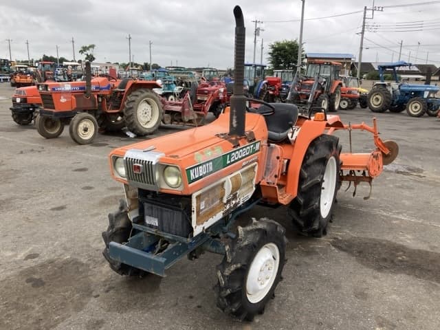 Tractor — Auction (lot 8451-1198)