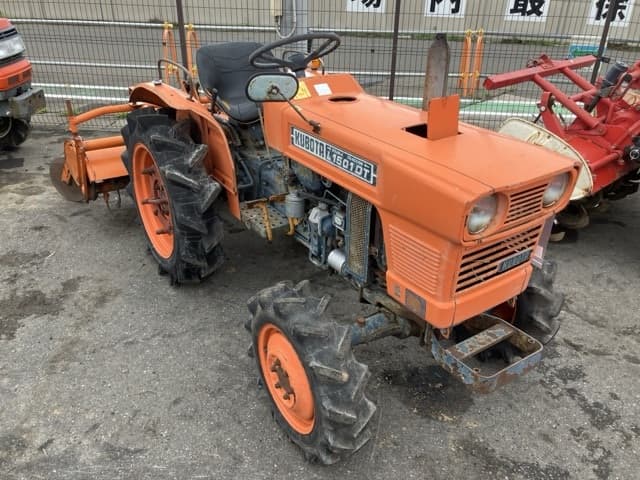 Tractor — Auction (lot 8451-1199)