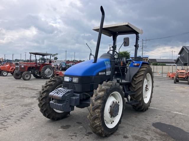 Tractor — Auction (lot 8451-1200)