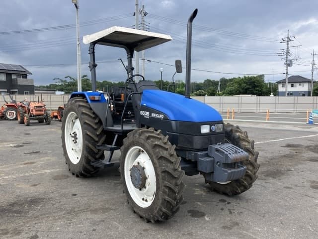 Tractor — Auction (lot 8451-1200)