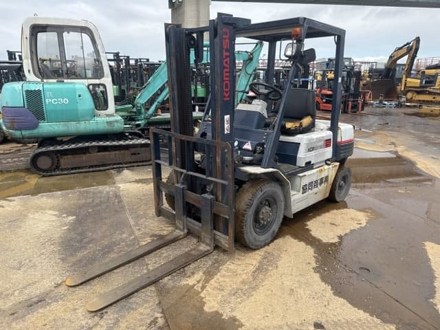 Forklift — Auction (lot 8451-12005)