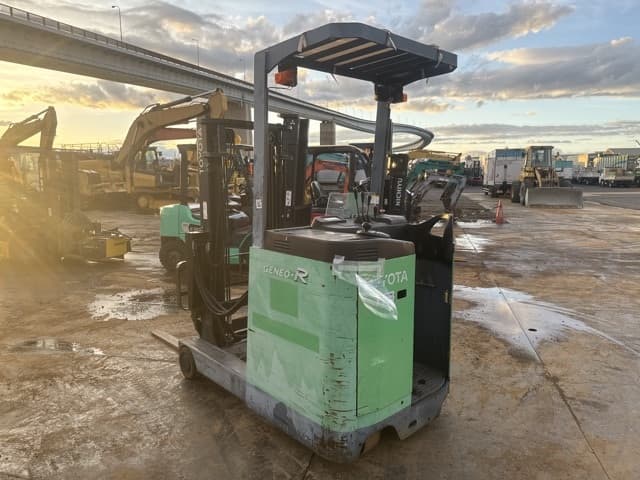 Reach Forklift — Auction (lot 8451-12015)