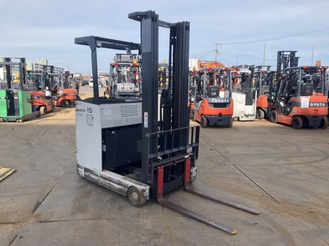 Reach Forklift — Auction (lot 8451-12022)