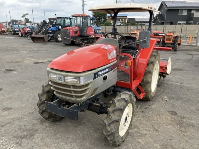 Tractor — Auction (lot 8451-1204)