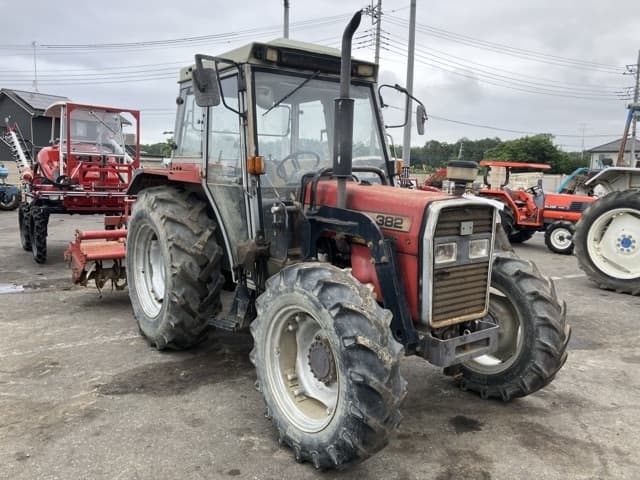 Tractor — Auction (lot 8451-1214)