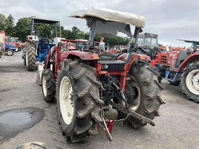 Tractor — Auction (lot 8451-1217)