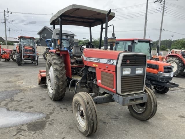 Tractor — Auction (lot 8451-1218)