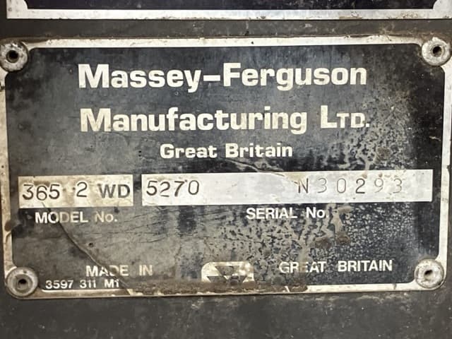 Tractor — Auction (lot 8451-1218)
