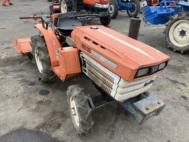 Tractor — Auction (lot 8451-1219)