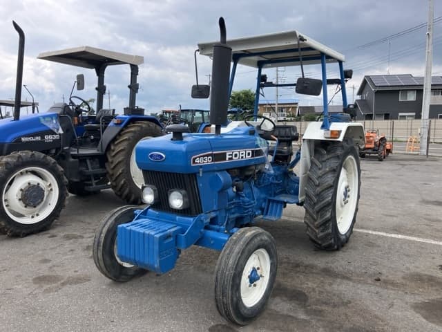Tractor — Auction (lot 8451-1225)