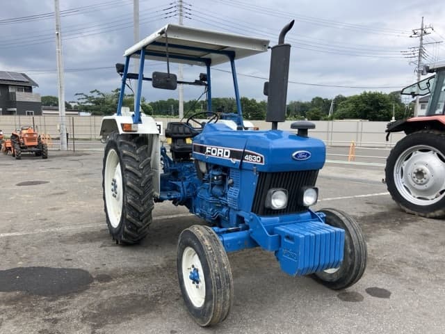 Tractor — Auction (lot 8451-1225)
